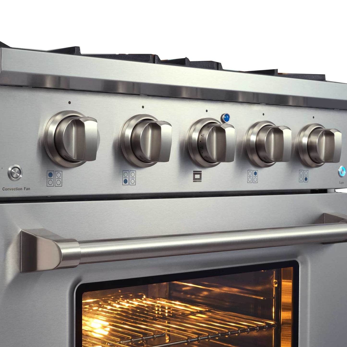JANSKA 30 inch gas range in stainless steel, with stainless steel handle and knobs, and 4 burners. Close up of silver knobs and stainless steel handle